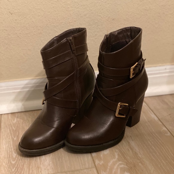 Brown Vegan Leather Boots size 6 - Picture 4 of 8